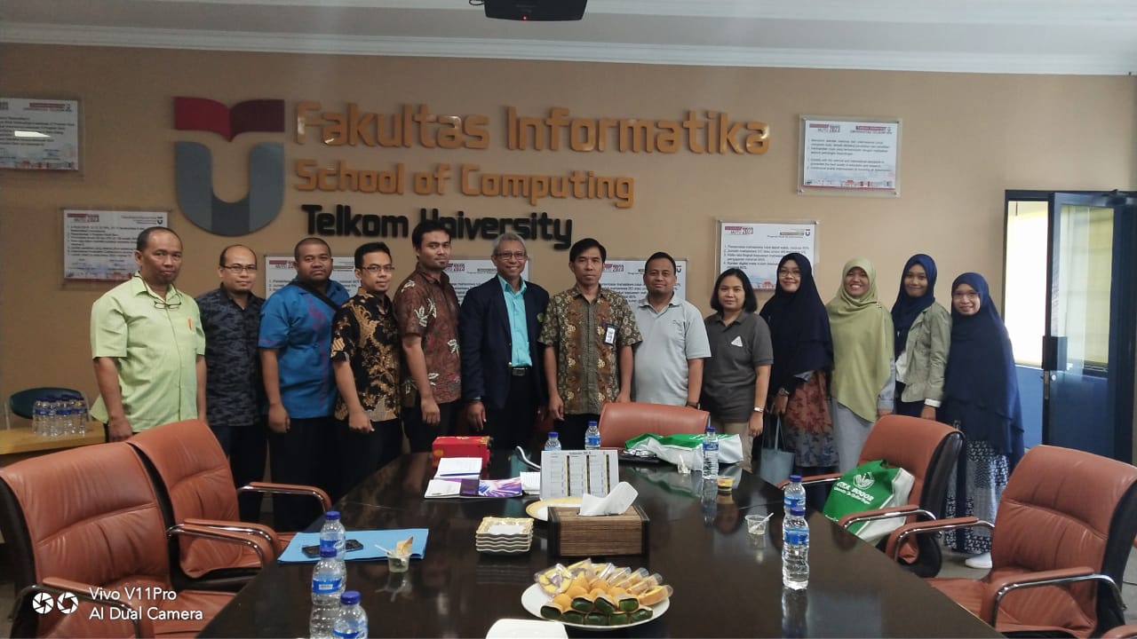 Studi Banding Prodi TI ke Telkom University Bandung